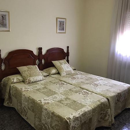 Hostal El Violi Cardona Exterior foto